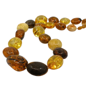 Collier ambre 1200 € Réf 24/21